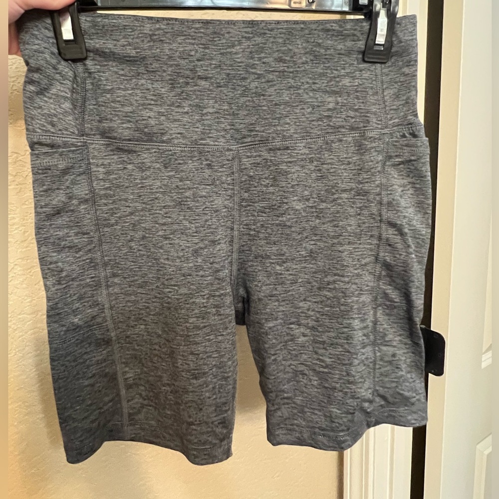 Biker shorts with pockets